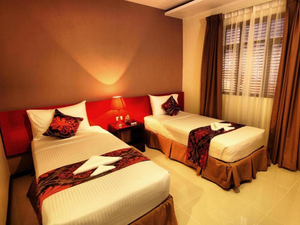 Big Daddy Hotel And Convention Center Butuan City Buitenkant foto
