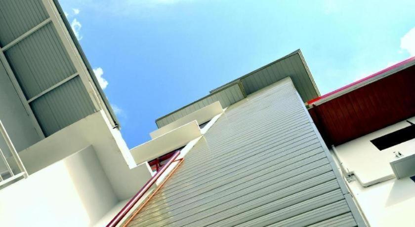 Big Daddy Hotel And Convention Center Butuan City Buitenkant foto