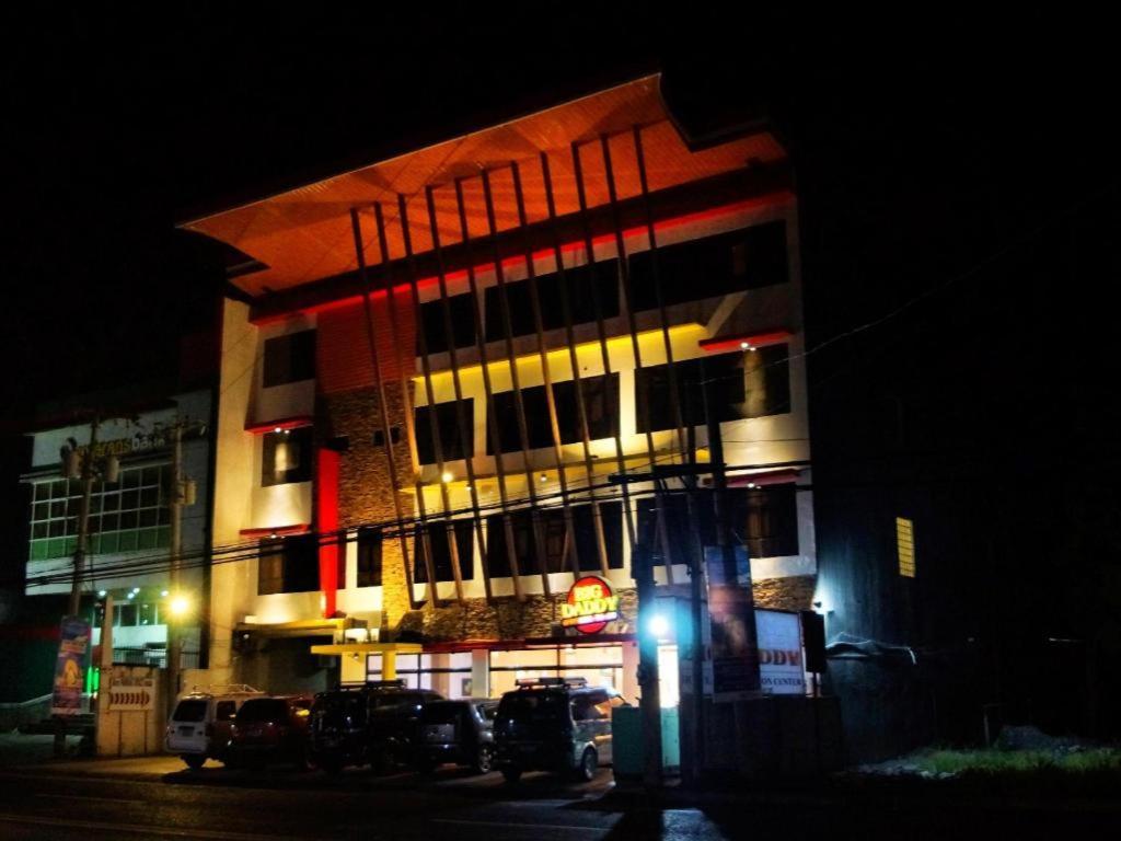 Big Daddy Hotel And Convention Center Butuan City Buitenkant foto