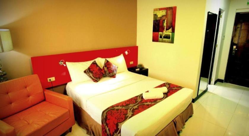 Big Daddy Hotel And Convention Center Butuan City Buitenkant foto