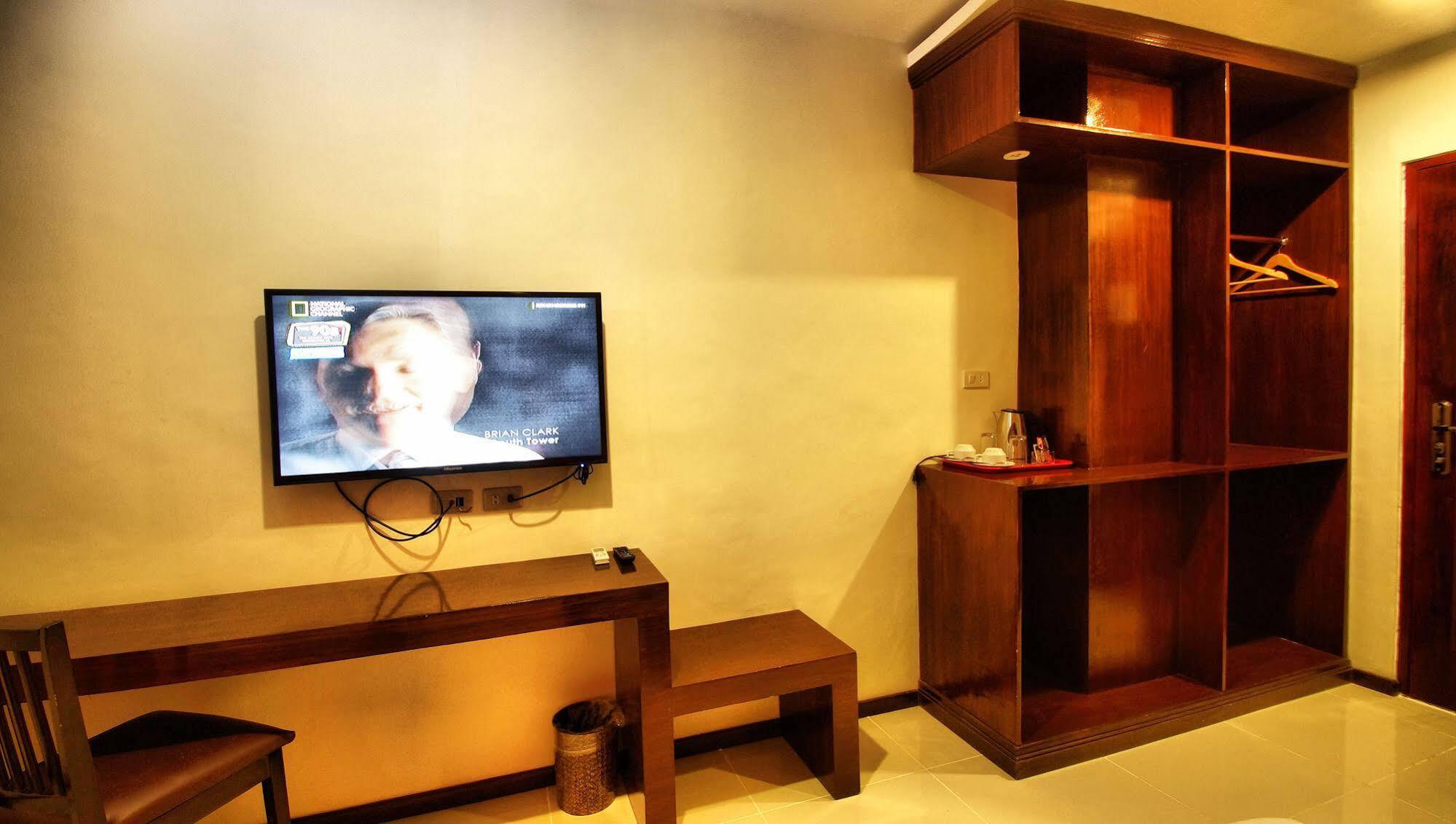 Big Daddy Hotel And Convention Center Butuan City Buitenkant foto